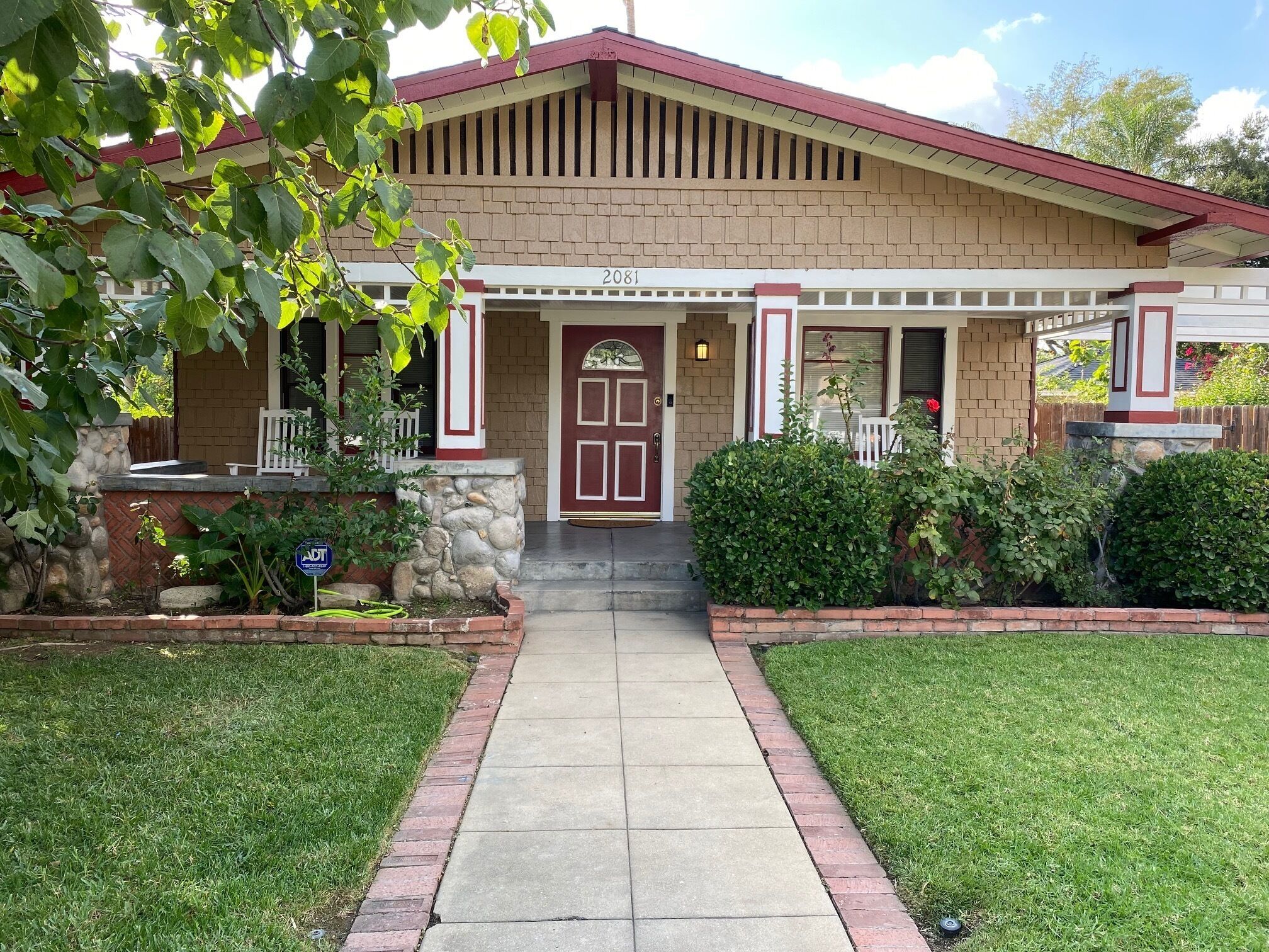 Altadena East Classic Craftsman