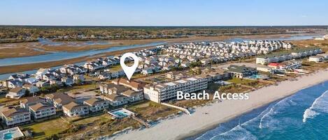 ビーチ、サンラウンジャー