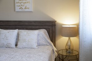 2 bedrooms, desk, iron/ironing board, travel crib - Steps to Beach! Newly Updated, Pet-Friendly & Highly Rated – Top floor 2103 (San Diego)