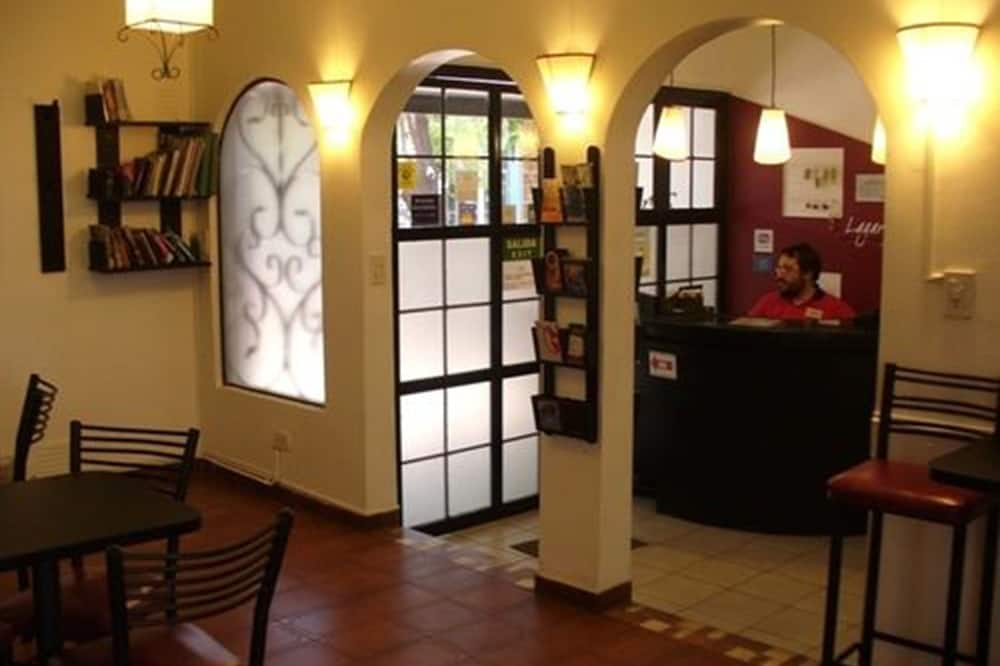 Hostel Lagares