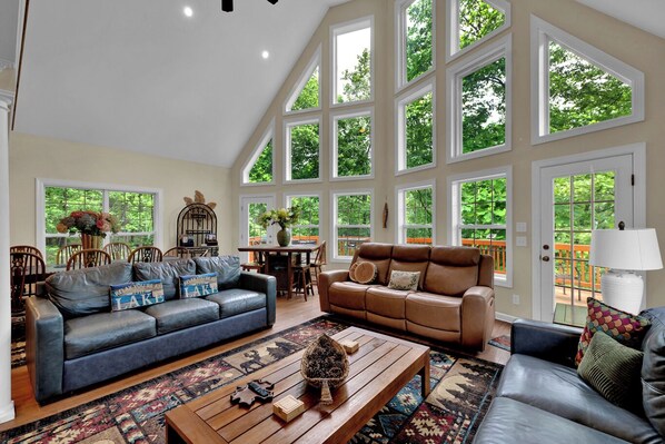 TV connectée, baby-foot, table de tennis de table