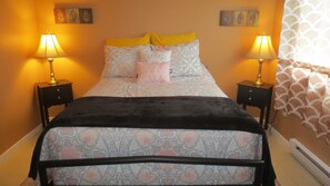 1 dormitorio, tabla de planchar con plancha, wifi