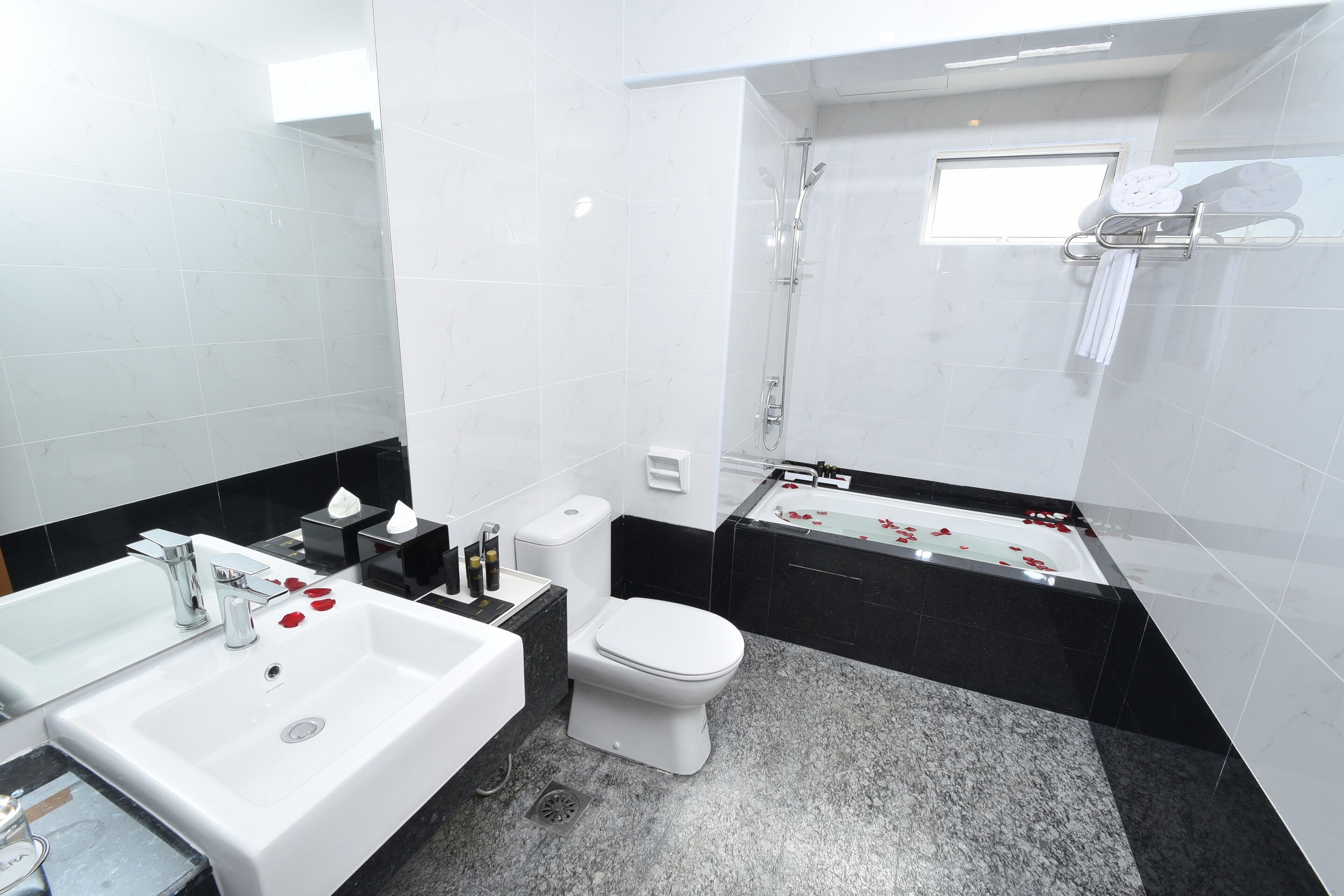 shower, free toiletries, hair dryer, slippers