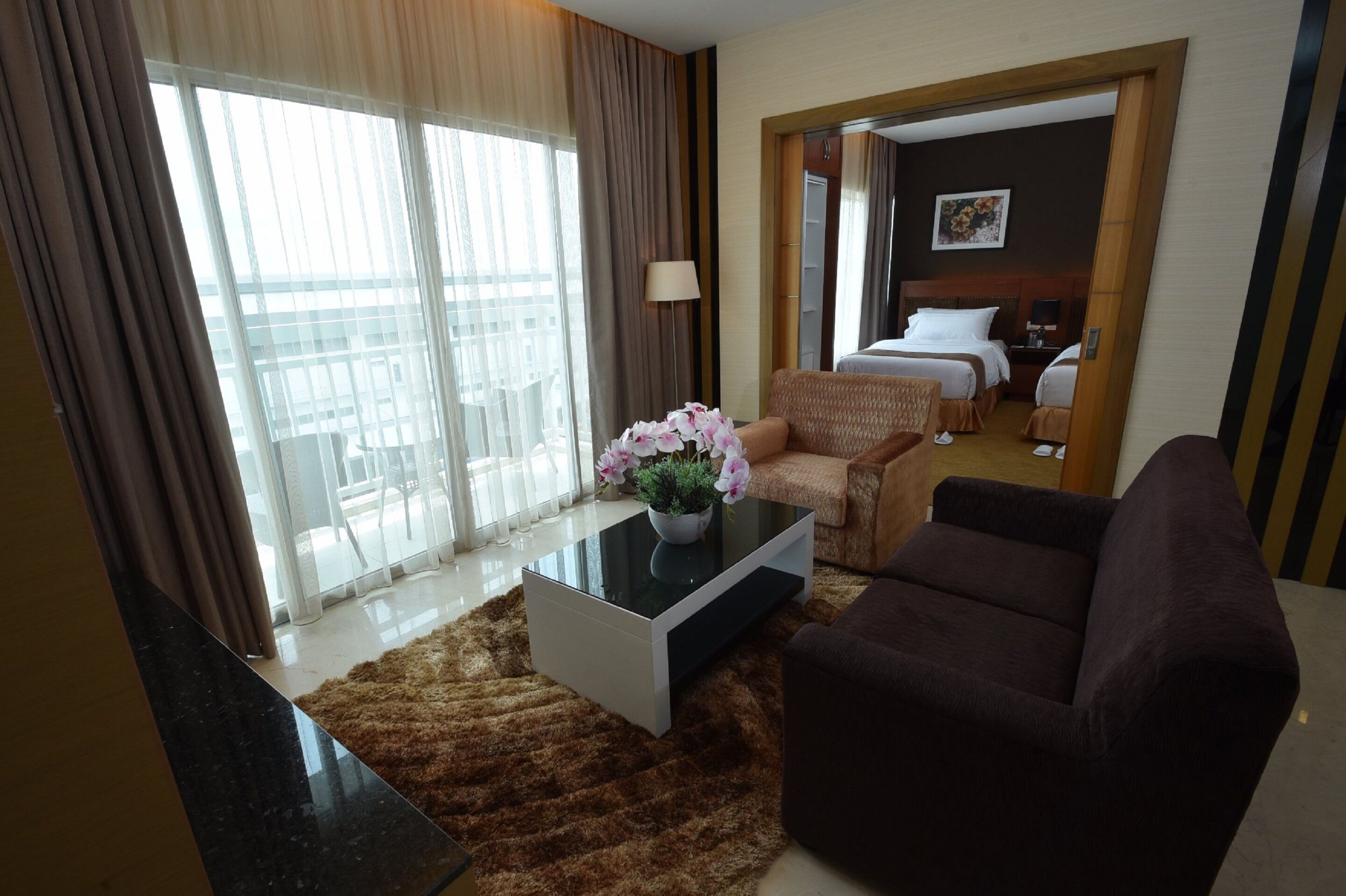 one bedroom apartment twin | living room | lcd tv