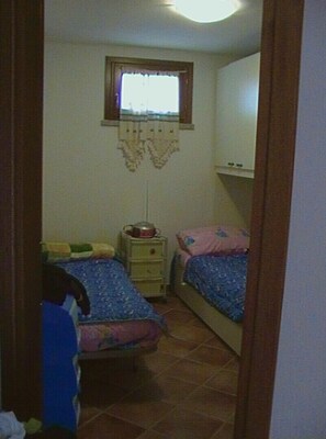 2 Schlafzimmer, Bügeleisen/Bügelbrett, Bettwäsche, Rollstuhlgeeignet