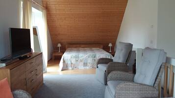 1 Schlafzimmer, Bügeleisen/Bügelbrett, kostenloses WLAN, Bettwäsche