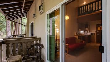 Condo, 1 Bedroom | Property grounds