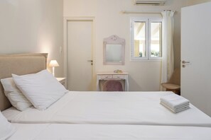 1 bedroom, soundproofing, iron/ironing board, WiFi - Green retreat ,family friendly , sea view, privacy, picturesque village (spartia)