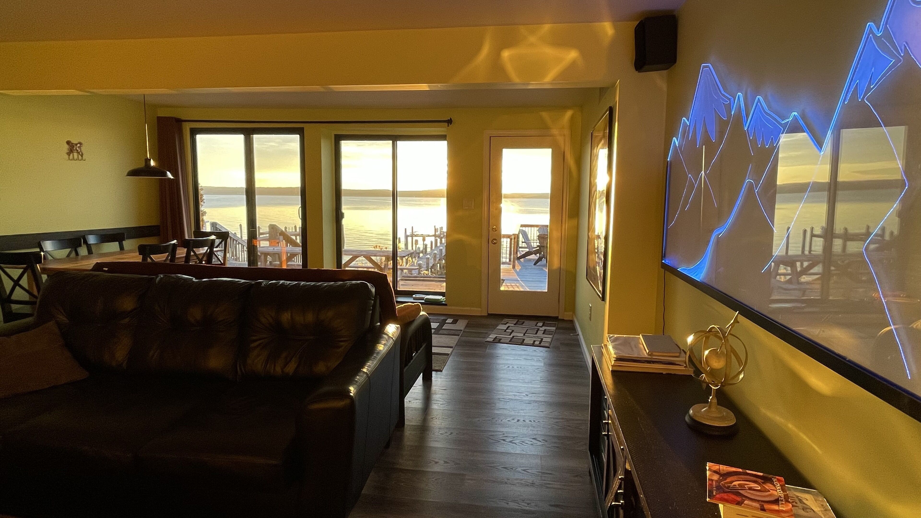 Smart TV, fireplace, video games, DVD player