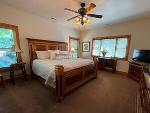 4 chambres, bureau, fer et planche à repasser, Wi-Fi gratuit