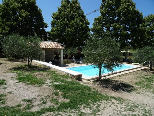 Gite Camille "Entre Cèze y Ardèche" 30 BARJAC