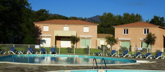 Villa 3 * 62m², 2Bedroom, Closed Residence, Swimming pools, Wi-fi, Parking, Calm 800m Sea