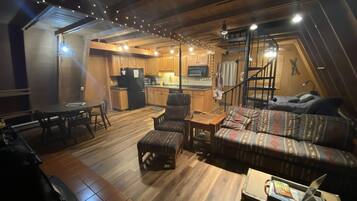 Smart TV, DVD player, books, offices