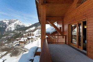 Property grounds - Chalet in France with Premium Alpine Comfort (Sainte Foy Tarentaise)