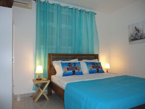 3 chambres, fer et planche à repasser, lit parapluie, Wi-Fi gratuit