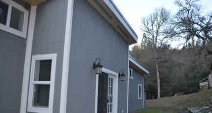 La maison du ruisseau prĂšs de Yosemite