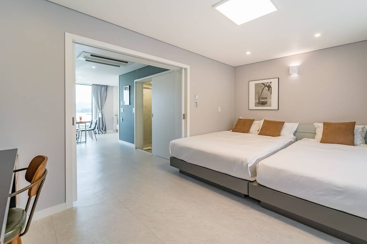 1 bedroom, soundproofing, free WiFi