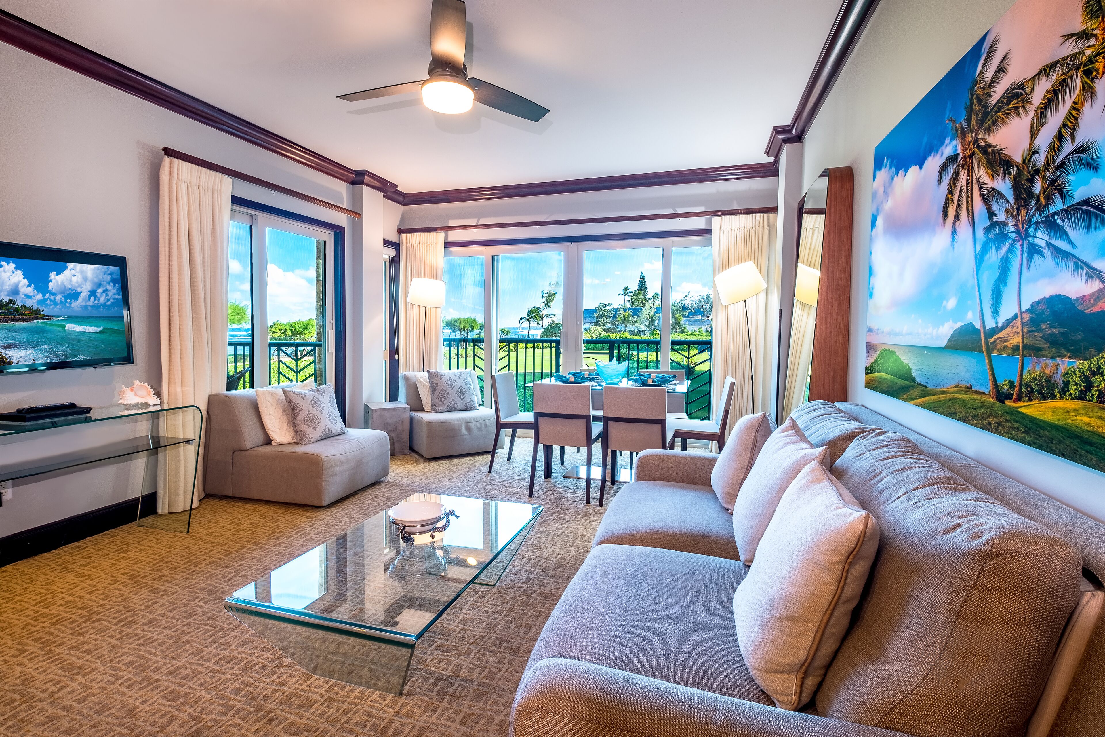 Smart-TV, DVD-Player, Bücher, Videothek