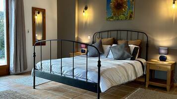 3 chambres, fer et planche Ă repasser, lit parapluie, Wi-Fi gratuit