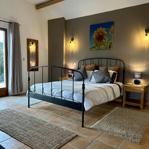 3 Schlafzimmer, Bügeleisen/Bügelbrett, Reisekinderbett, kostenloses WLAN