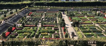 Spacious 3 bedroom gite, sleeping 6 - perfect to explore the Loire Valley. 