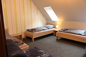 3 Schlafzimmer, Bügeleisen/Bügelbrett, Reisekinderbett, kostenloses WLAN