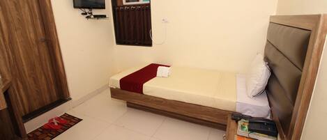 Comfort enkelrum - 1 enkelsäng - privat badrum | Skrivbord, gratis wi-fi och sängkläder