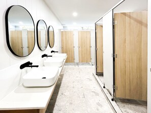 Hair dryer - YHA Cape Byron (Byron Bay)