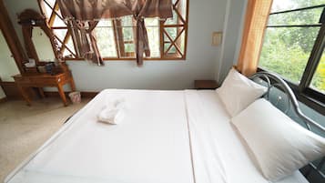 Standard Room with Fan | Free WiFi
