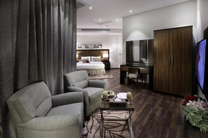 Lägenhet Deluxe - 2 sovrum | Värdeförvaringsskåp på rummet, ljudisolering och strykjärn/strykbräda