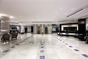 Interior entrance - Duset Hotel Suites (Riyadh)