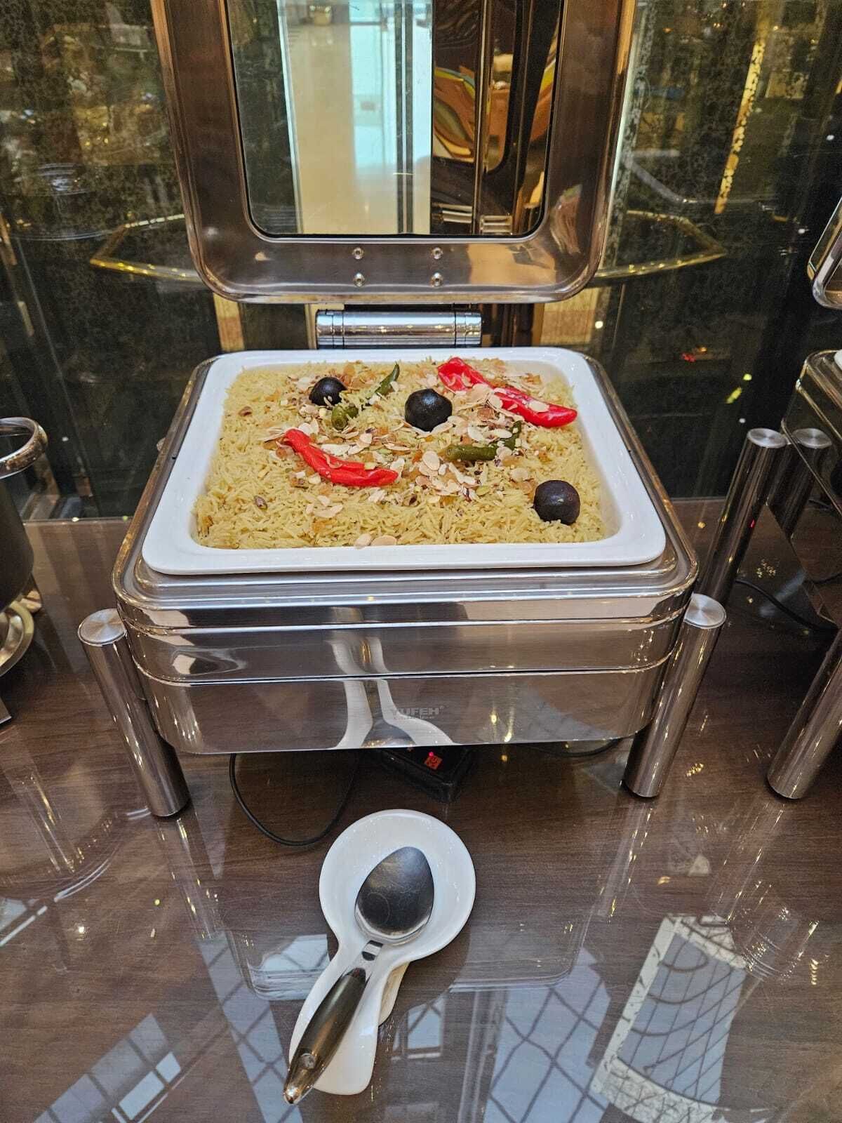 レストラン