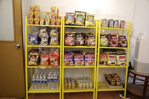 Snack bar - Heeren Inn (Malacca City)