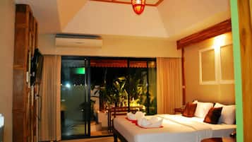 Superior-Zimmer | Verdunkelungsvorhänge, kostenloses WLAN, Bettwäsche