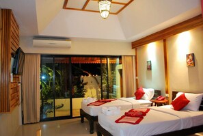 Deluxe Twin Room | Blackout drapes, free WiFi, bed sheets - Oopkaew Resort (Pua)