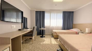 Twin Room | Minibar, free WiFi, bed sheets