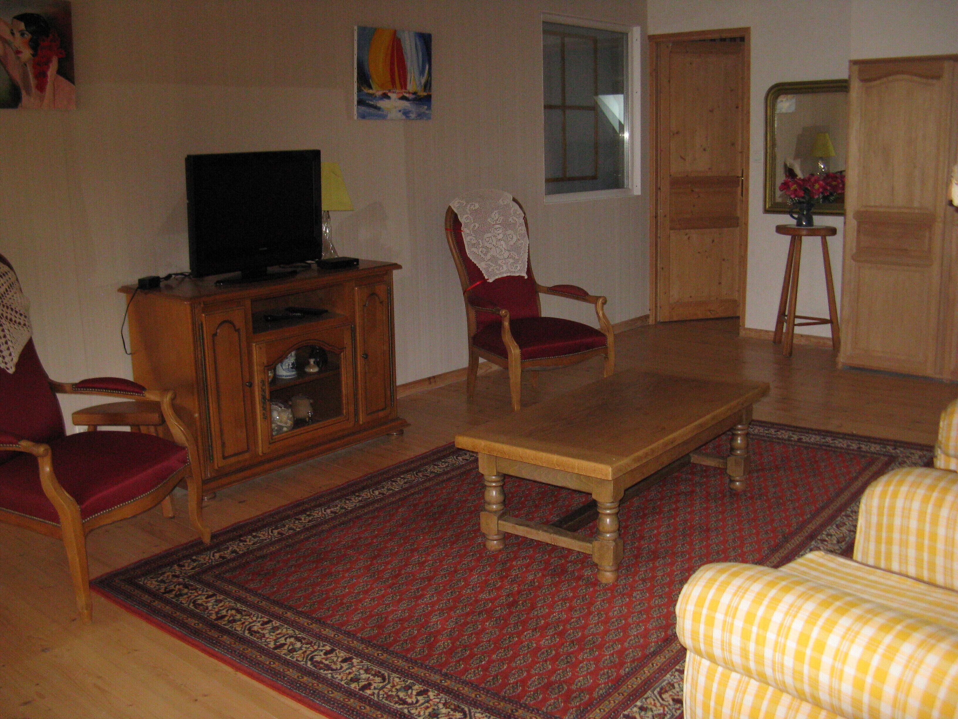 Televisie, boeken en een stereo