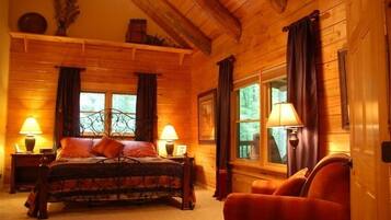 6 bedrooms, iron/ironing board, travel cot, WiFi