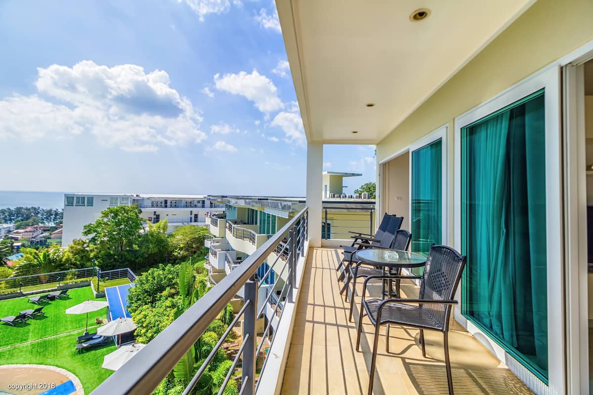 Camera Superior, 2 camere da letto, balcone, fronte oceano | Una cassaforte in camera, con arredamento individuale, una scrivania