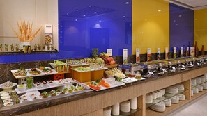 朝食ビュッフェ