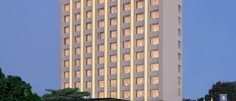 Fachada de la propiedad