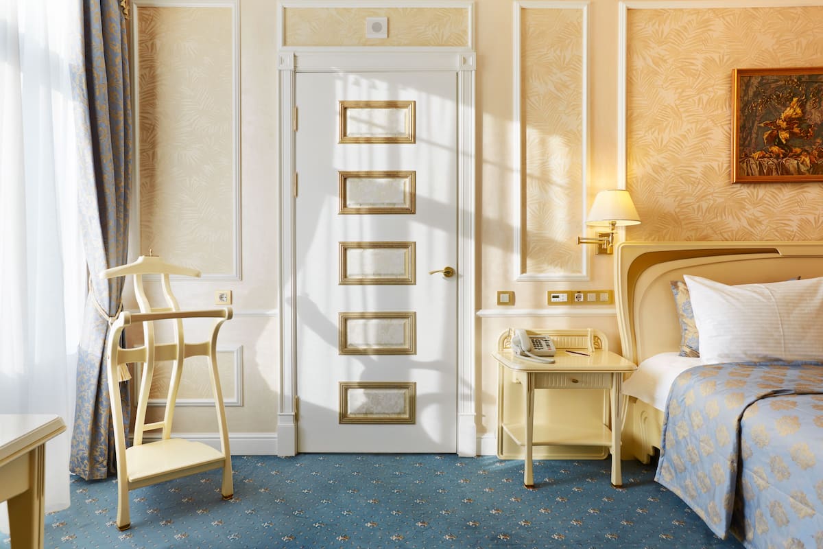 junior suite | 1 bedroom, premium bedding, minibar, in-room safe