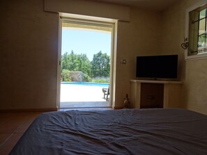 4 Schlafzimmer, Bügeleisen/Bügelbrett, Reisekinderbett, kostenloses WLAN