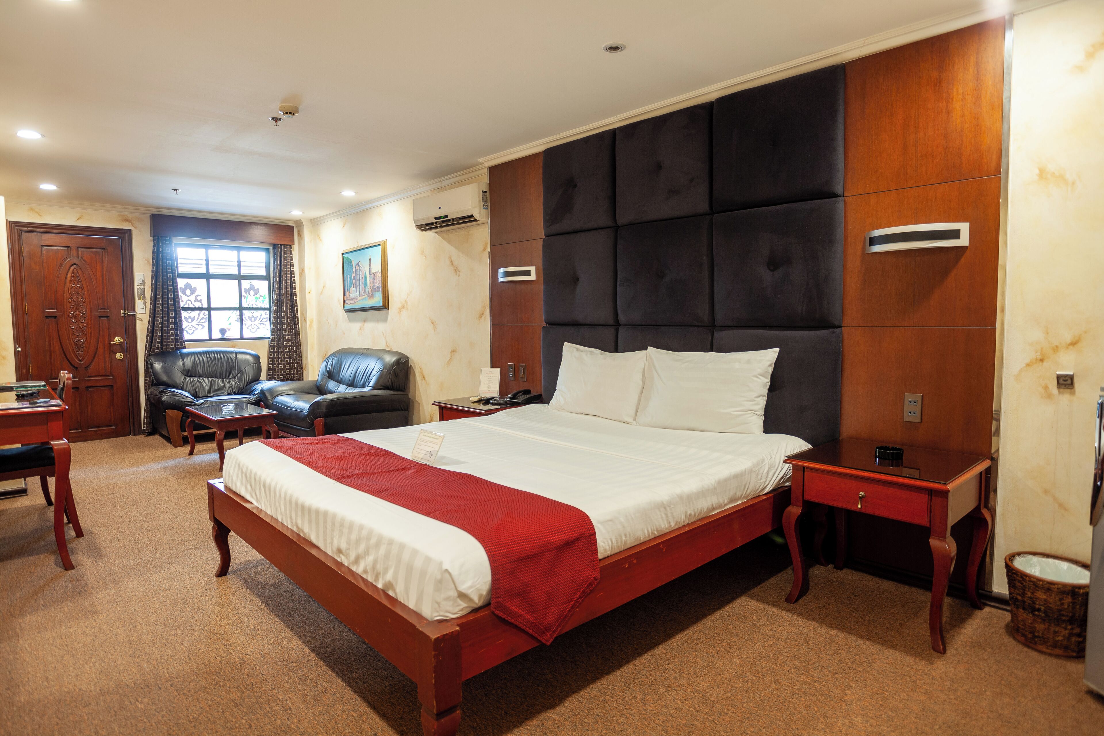 superior deluxe plus | minibar, in-room safe, desk, laptop workspace