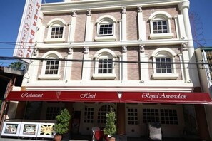 Front of property -  THE AMSTERDAM HOTEL (Angeles City)