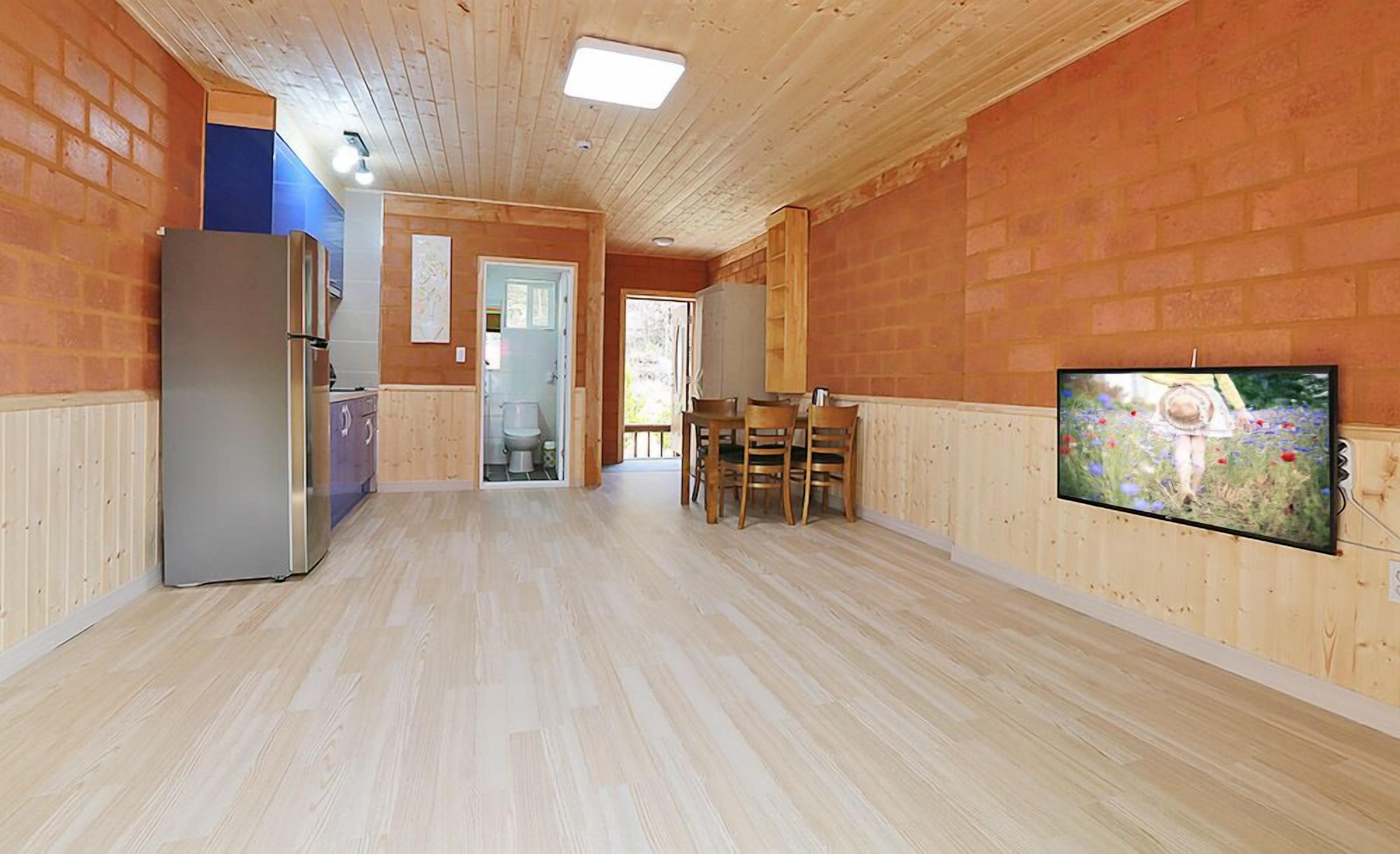 Double Room (Ootseum Room) | Desk, blackout drapes, soundproofing, free WiFi