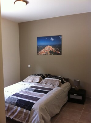 4 chambres, coffre-fort, fer et planche Ă repasser, Wi-Fi