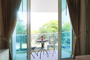 1 Bedroom Apartment | Balcony