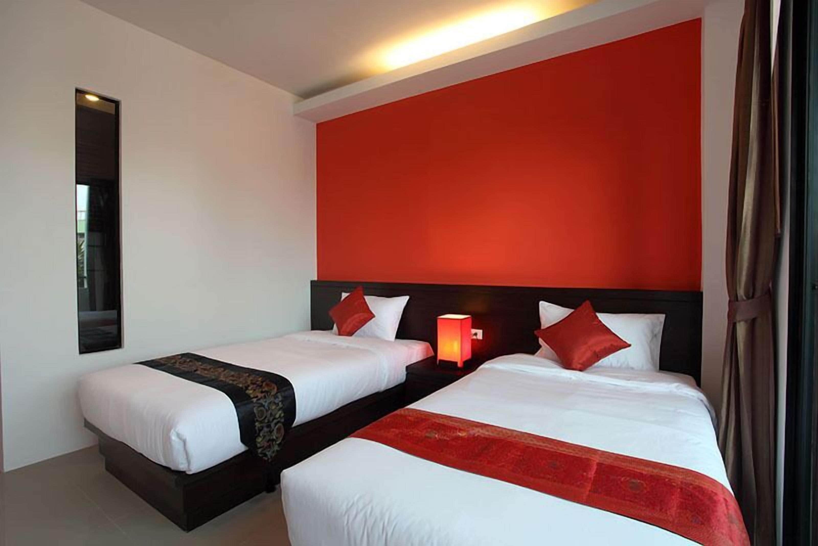 twin room | in-room safe, desk, blackout curtains, free wifi