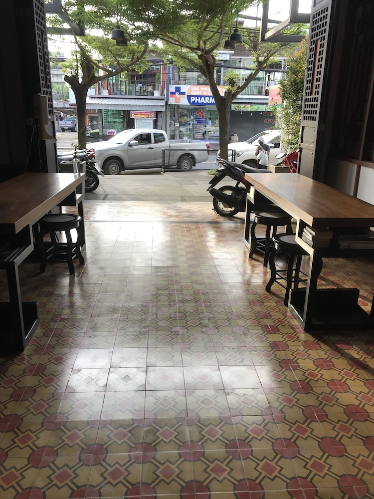 Karon Sino House image